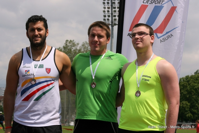 Romain Heinrich champion de France universitaire du lancer de poids